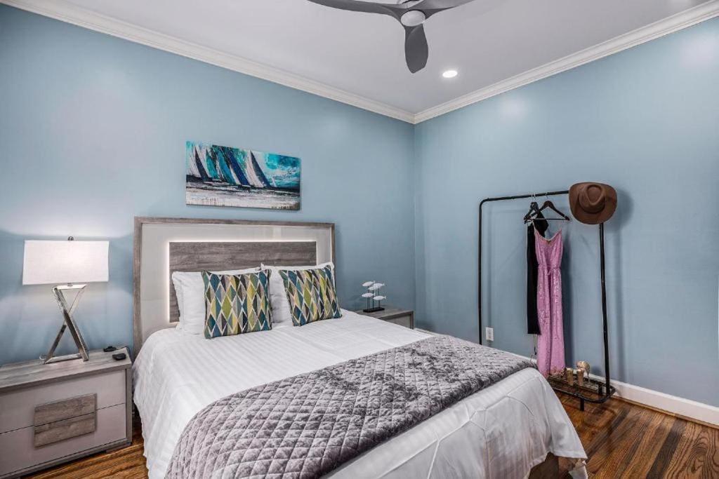 Luxury Designer Villa By The Beach Bright Beautiful Brand New Galveston Bagian luar foto